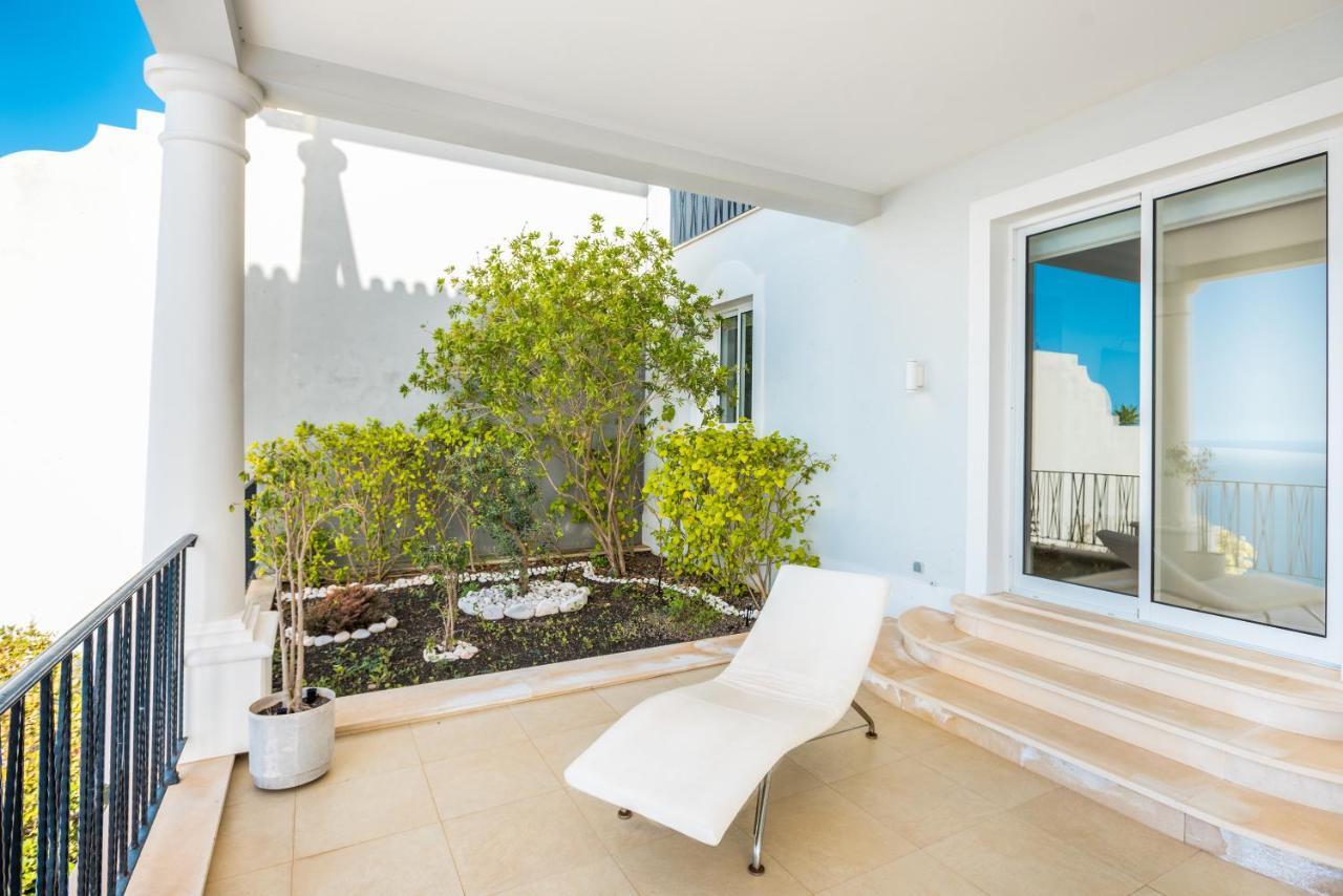 פונשל Villa La Terrasse Palheiro Village With Private Pool By Hr Madeira מראה חיצוני תמונה